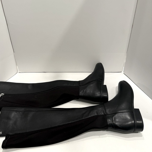 MICHAEL KORS Womens Black Round Toe Stacked Heel Zip-up Leather Boots Shoes 5.5 - Picture 12 of 16